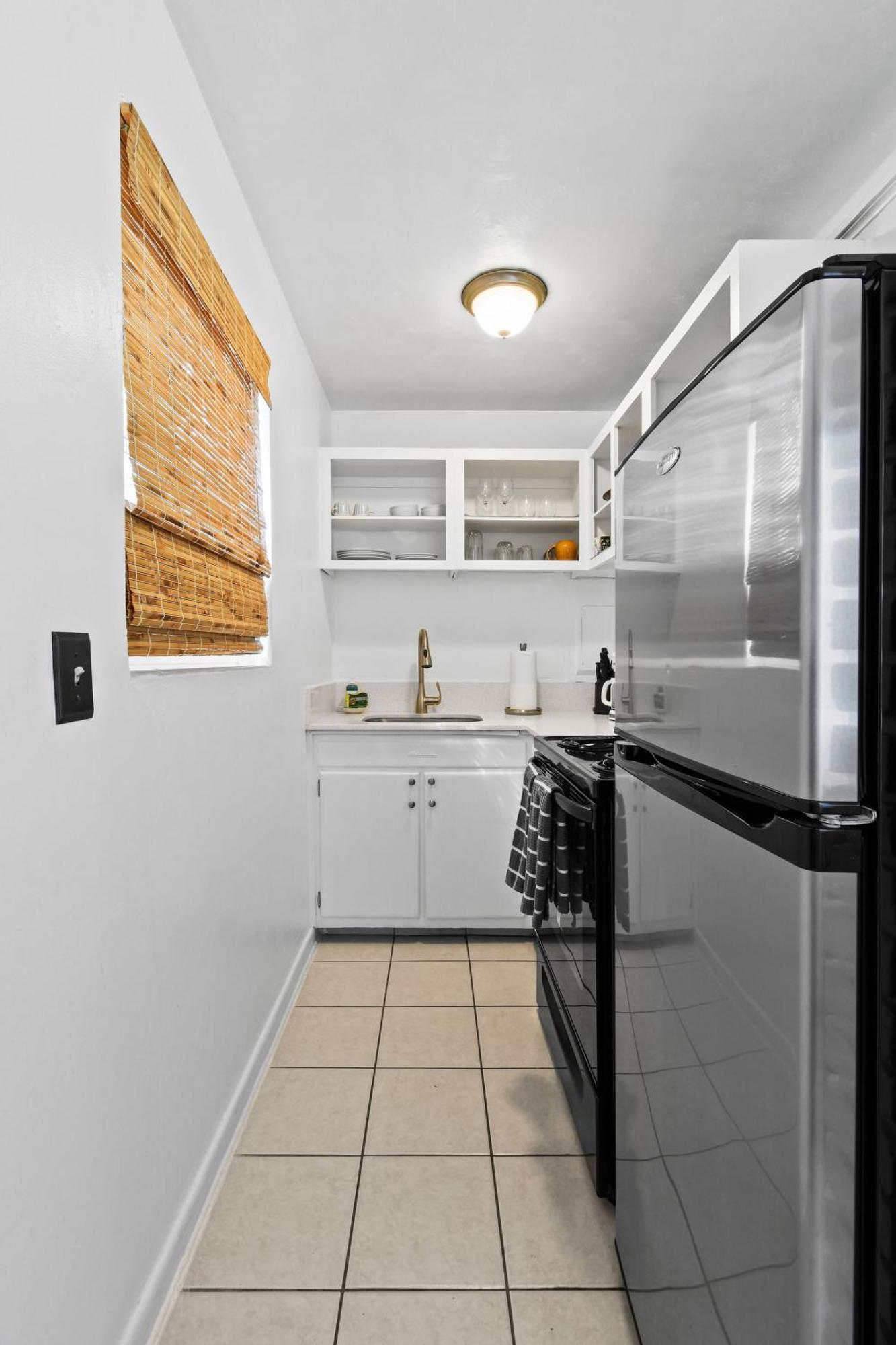 Sunshine Shores Boutique Appartamento