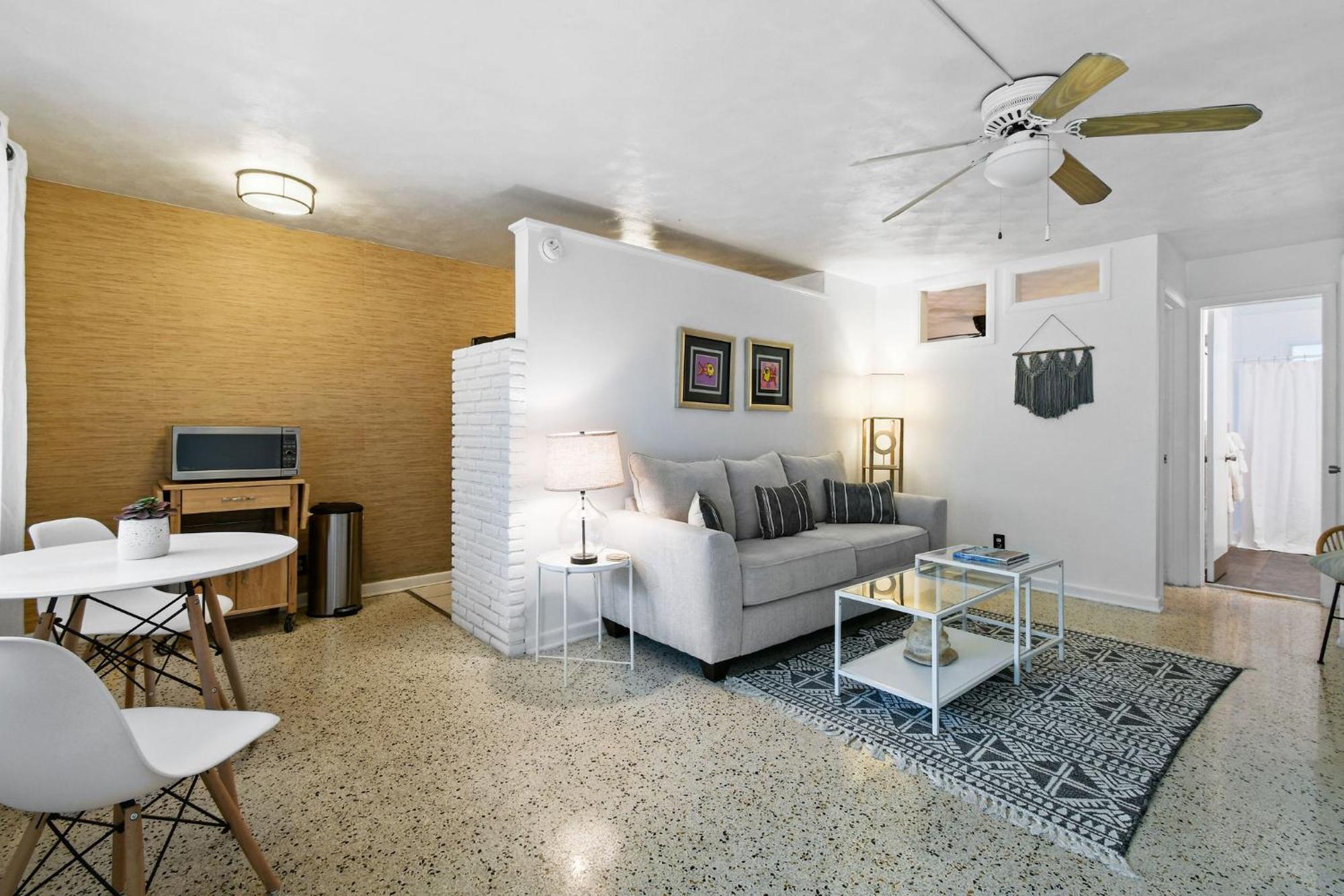 Appartamento Sunshine Shores Boutique *